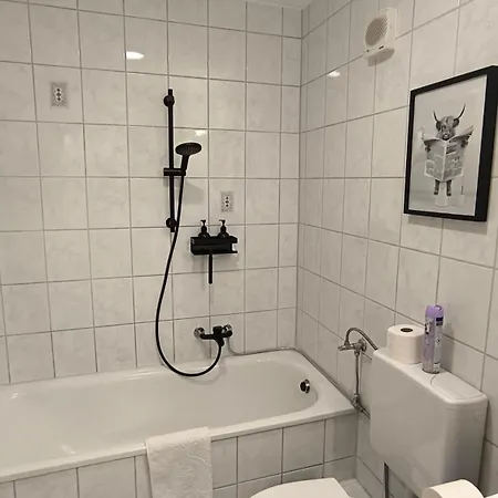 Tolle Lage - Modern - Zentral Gelegen - 2 Appartamento