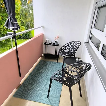 Tolle Lage - Modern - Zentral Gelegen - 2